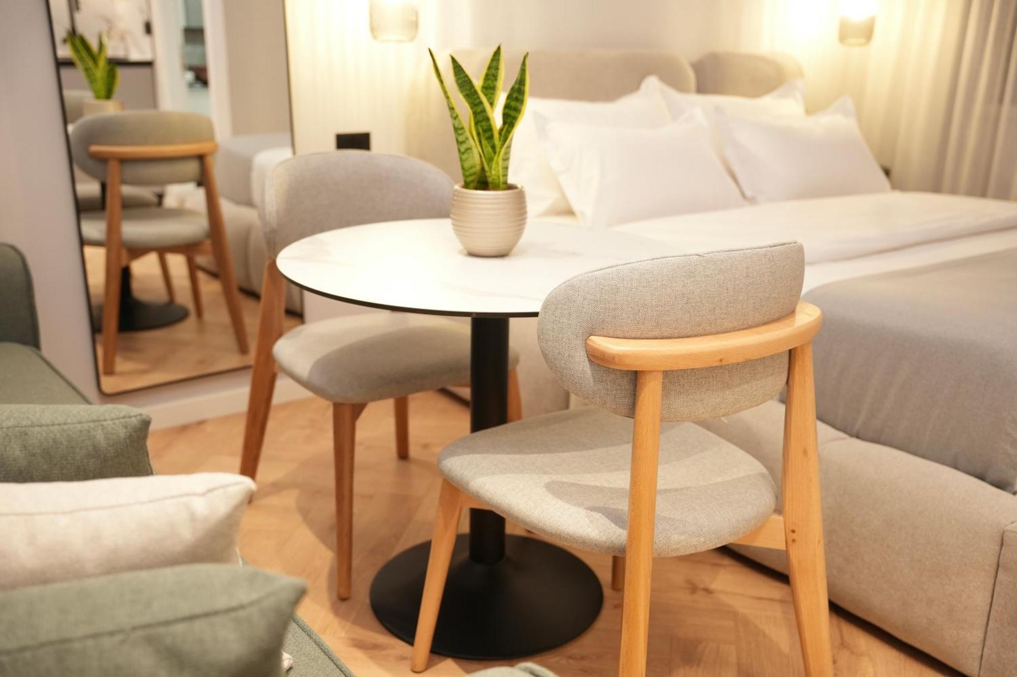 Nea Deluxe Apart-Hotel Tirana Eksteriør billede